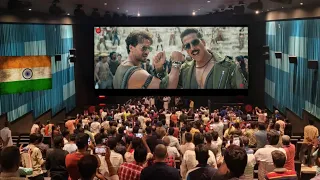 Bade Miyan Chote Miyan Title Track Cinema hall Public Reaction I Akshay Tiger shrof New Song Review