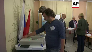 Polls close in Moscow as Russia holds presidentia election