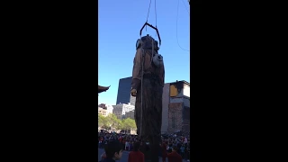 Les Géants   -Le Scaphandrier-  Centre-ville de Montréal 20/05/2017