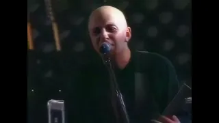 System Of A Down - Sugar live [KROQ Almost Acoustic Christmas 2005]