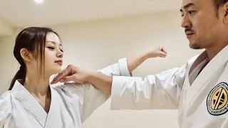 Finger and Bone attack in Okinawa Karate. Amazing destructive power!