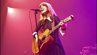 Paramore’s Hayley Williams covering “Dreams” by The Cranberries in Dublin