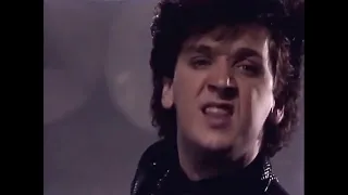 The Romantics / Talking In Your Sleep (Remastered HQ/HD)