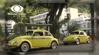 Quilômetros de histórias: fusca-táxi é atração turística no Rio