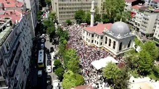 Usta Sanatçı Cüneyt Arkın Son Yolculuğuna Uğurlandı