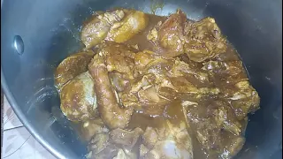 How to make pot roast chicken recipe Guyanese style 🇬🇾🇬🇾