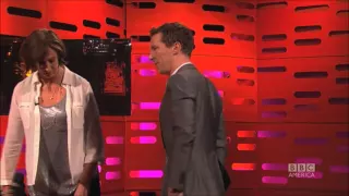 Benedict Cumberbatch dancing to Beyoncé's Crazy in Love