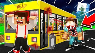 NAJSTRASZNIEJSZY AUTOBUS WJEŻDŻA DO MIASTA GPLAYA W MINECRAFT?! GPLAY & LAKI