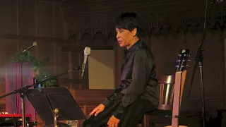 Bettye LaVette @ Outpost in the Burbs - "Love Reign O'er Me"