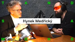 Umělé světlo nás zabíjí. Jak opravíte své vnitřní hodiny? (podcast se světlařem Hynkem Medřickým)