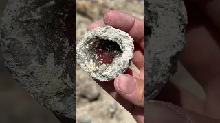 Dugway Geode Beds Rockhounding Utah!