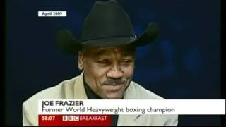 Joe Frazier dies