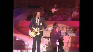 Wayne Newton - Good Hearted Woman {Live From The Las Vegas Hilton - May 23rd, 1989}