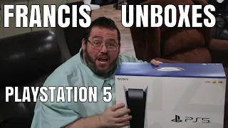 Francis Unboxing a Ps5