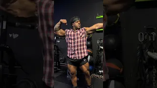 How to build muscle? Workout with IFBB PRO Chris Hunte #motivation #gym