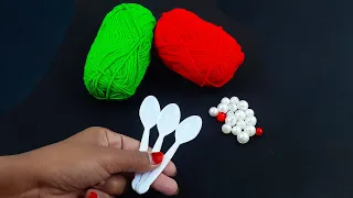 It's so Cute !! Superb Woolen Flower Making Trick with Fork - DIY Amazing Woolen Flowers