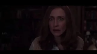 THE CONJURING 2: Valak Painting Attacks Lorraine