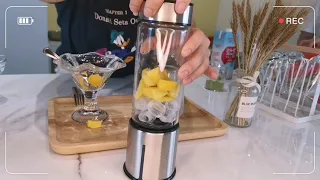 Straight Line Design Ice Crushing Portable Blender