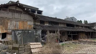 We bought an abandoned house, 1 YEAR Renovation (in 120 minutes) Timelapse