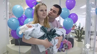 Красивая выписка из роддома прекрасной ДВОЙНИ в центре Кулакова! © Простые Радости