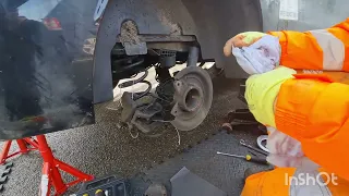 Peugeot Traveller  2017 rear wheel bearing removal