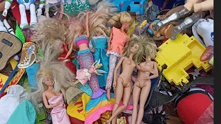 De Casería en Tijuana. ,#coleccionista #barbie #tijuana #tianguis #dollscollector #coleccion #mattel