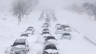 Аномальный снегопад в Москве