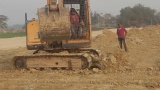 Amazing Railway Excavator Hyundai over wide ditch teaching | Excavator Skills