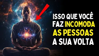 Sinais de Que Você Está Evoluindo e Incomodando as Pessoas | 7 Sinais de Que Estou Evoluindo