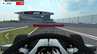 F1 Mobile Racing Quick pit stop