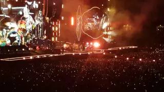 Coldplay - Fix You - Wembley Stadium 15/06/16