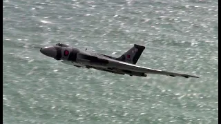 Eastbourne Airshow Aircraft Flying Past The Famous 500ft Beachy Head Cliffs
