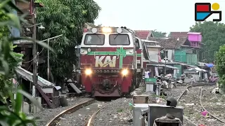 EXTREME RAILWAY INDONESIA: KERETA PANJANG DI PERKAMPUNGAN MESIGIT