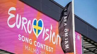 ⚡Євробачення: фанати збираються на півфінал Eurovision Song Competition fans arrive for semi-final 2