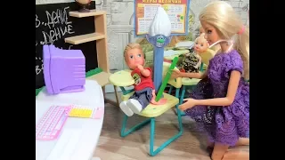 Valerka is in trouble. Trolls in the classroom. Barbie doll school is a new series.