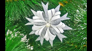 An easy way to make a snowflake from foamiran