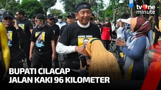 Menjelang Masa Jabatan Berakhir, Bupati Cilacap Pulang Kampung Jalan Kaki | tvOne Minute