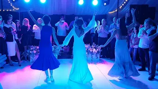 Sisters dancing Lazuri, Atcharuli @ Levani & Ana's wedding 22.09.2019