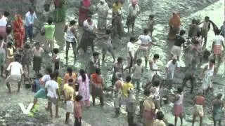 The cleaning of Radha Kund - Extended edition