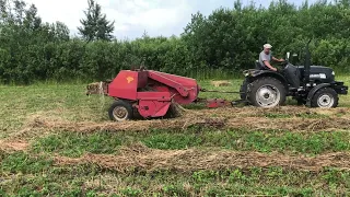 Забили пів сіновала сіна з одного городу! Тюкуємо конюшину ДТЗ 5354 HPX і прес Welger