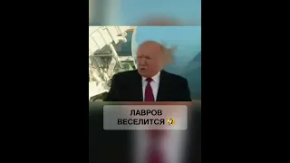 у Трампа слетел парик😆😆