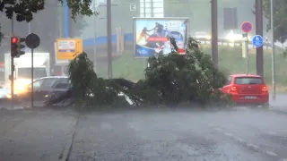 #Deutschland Unwetter in #thale Sachsen Anhalt #Hagel Und Sturm, Warnung vor Gewitter und Starkregen