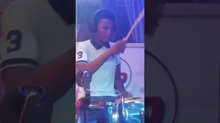 This guy! 😭❤🔥 #groove #syncopation #pariwo #prinxemmanuel #drums #trending #drumbeats #shorts #beat