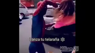 spiderman lanza tu telaraña (meme)