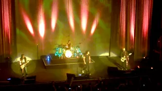 Alice in Chains - Man in the Box (Live Fox Theater Oakland 2015)