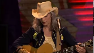 Emmylou Harris - Red Dirt Girl (Live at Farm Aid 2005)