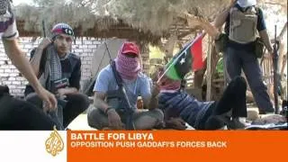 Libyan troops shell western mountains