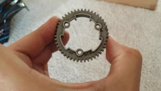 Changing spur gear for XMAXX