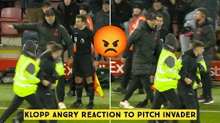 🤬 Jurgen Klopp Angry Reaction to Pitch Invader who almost Injured Andy Robertson