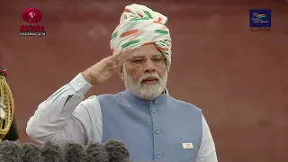 PM  Narendra Modi  hoists the National Flag at Red Fort